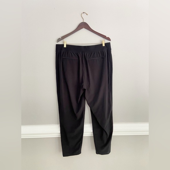 Athleta Black Ankle Cropped Pants Modern Fit - Picture 3 of 6